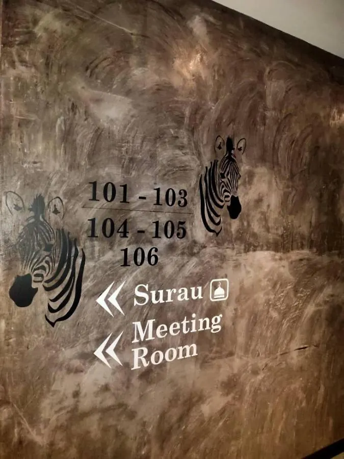 9 Square Hotel - Subang Субанг-Джая
