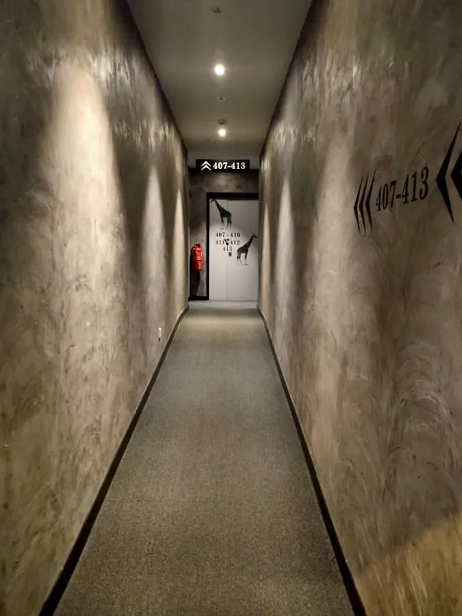 9 Square Hotel - Subang Субанг-Джая